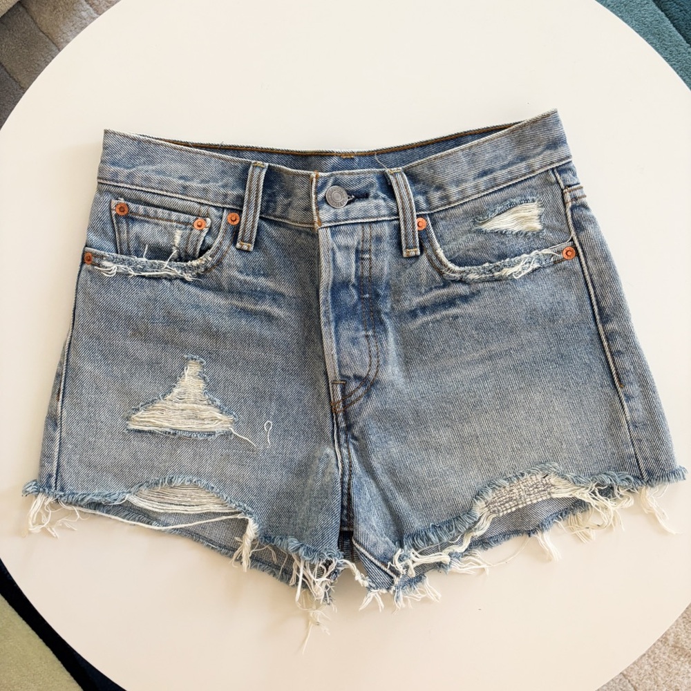 Levi’s Distressed Denim Women's Shorts